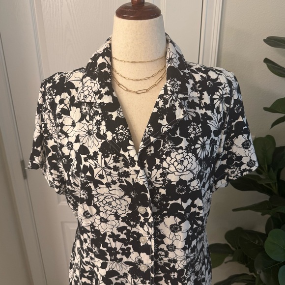 Sag Harbor Black and White Floral Midi Shirt Dress - Picture 5 of 10